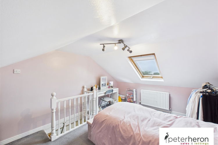 Loft Space - Picture 14 of 18