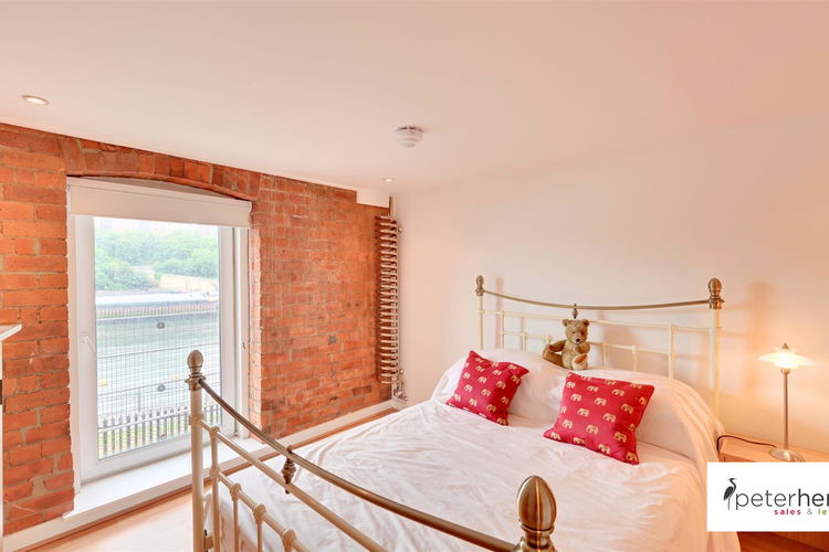 Bedroom 2 - Picture 15 of 20