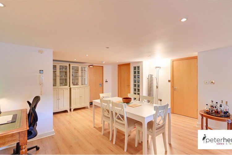 Open Plan Lounge/Diner - Picture 5 of 20