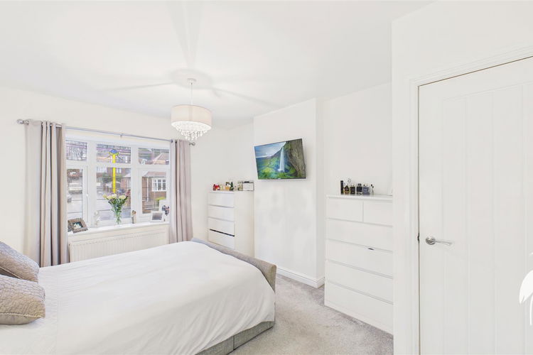 Bedroom One - Picture 22 of 39