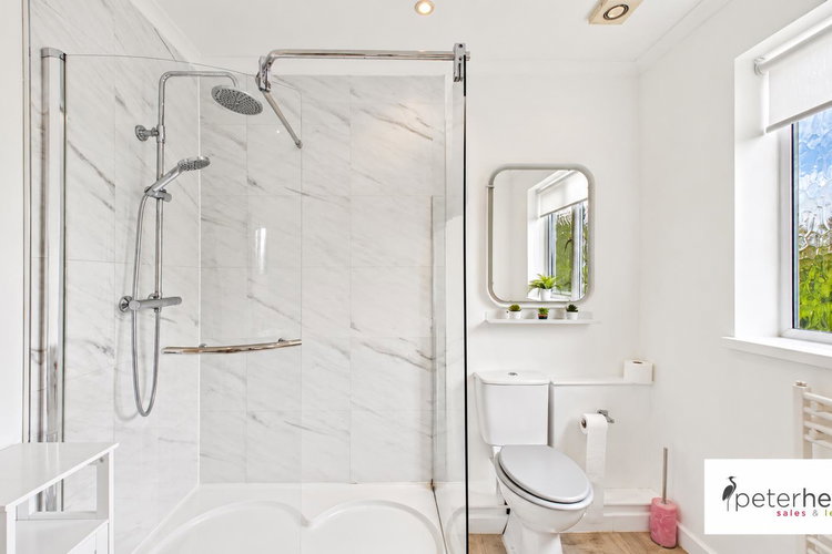 En-Suite Shower Room - Picture 22 of 39