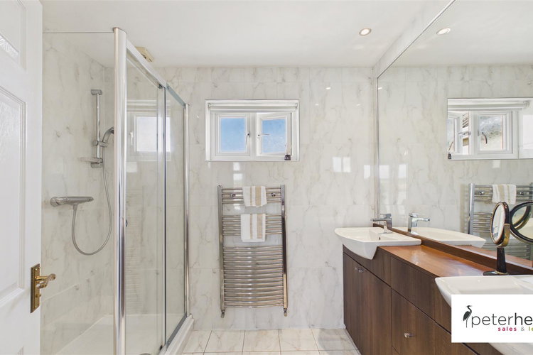 En-Suite Shower Room - Picture 38 of 59