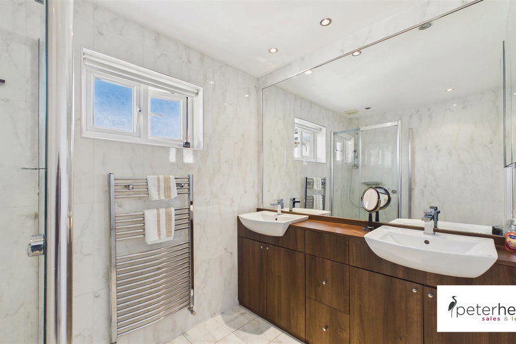 En-Suite Shower Room - Picture 39 of 59