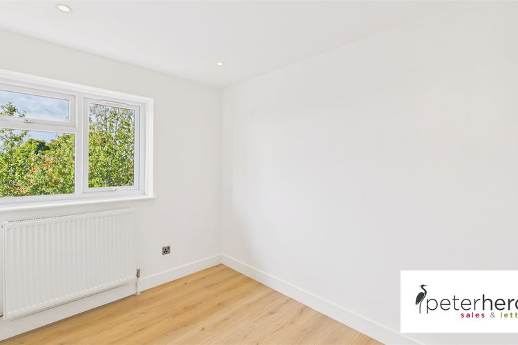 Bedroom 2 - Picture 13 of 19