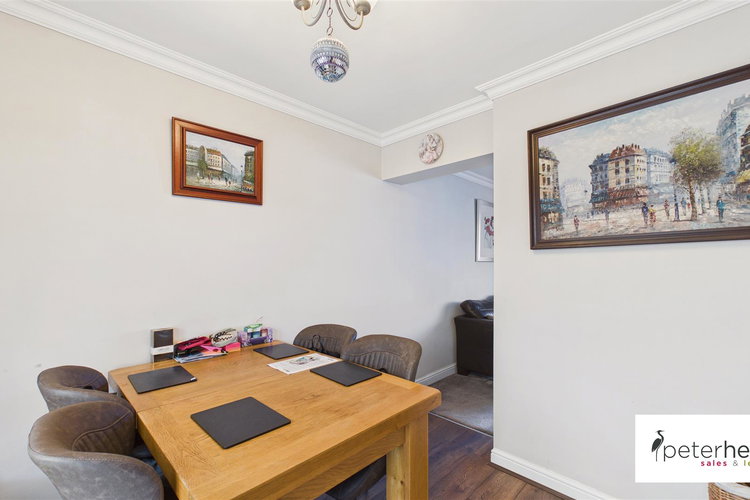 Dining Room - Picture 8 of 31