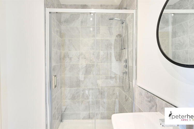 En-Suite - Picture 26 of 50