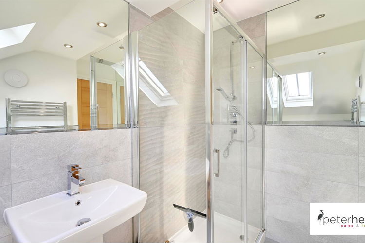 En-Suite - Picture 36 of 50