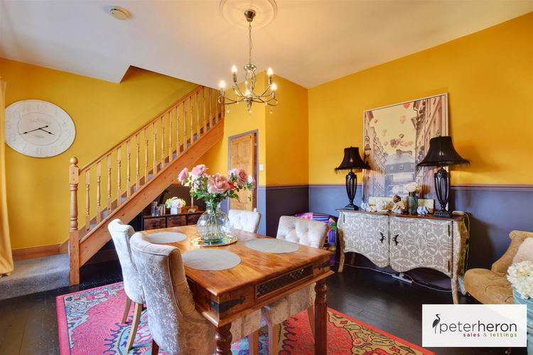 Dining Room - Picture 4 of 19