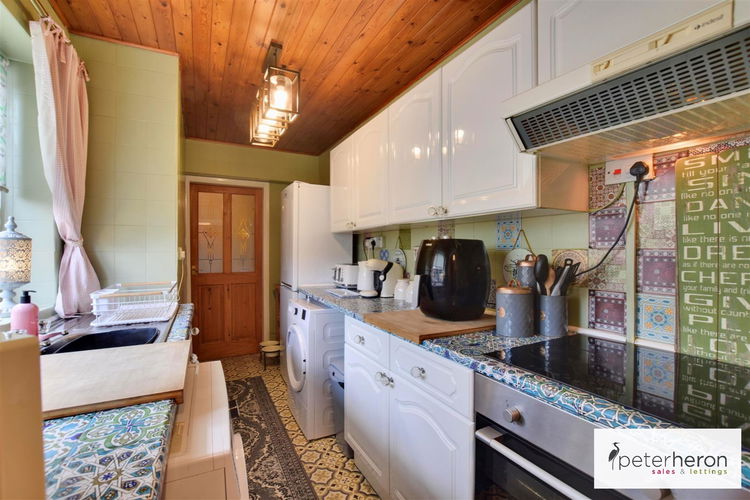 Kitchen - Picture 8 of 19