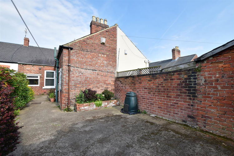 Fulwell Road, Sunderland, Tyne & Wear, SR6 9QP £129,950 from Peter