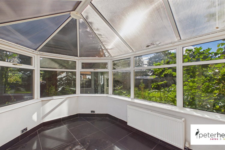 Conservatory - Picture 6 of 22