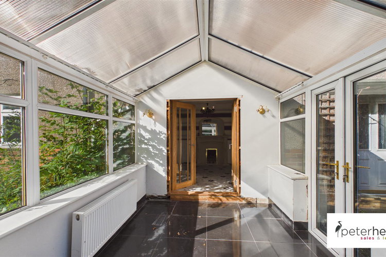 Conservatory - Picture 7 of 22
