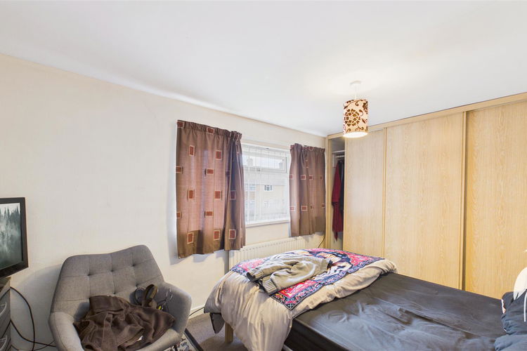 Bedroom 1 - Picture 10 of 15