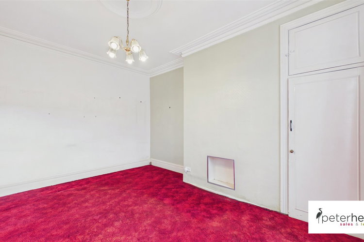 Dining Room - Picture 5 of 20