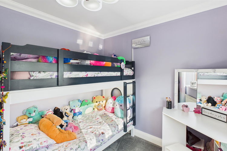 Bedroom 2 - Picture 22 of 33