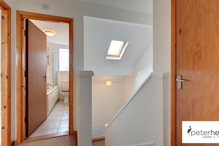 Landing Area - Picture 8 of 10