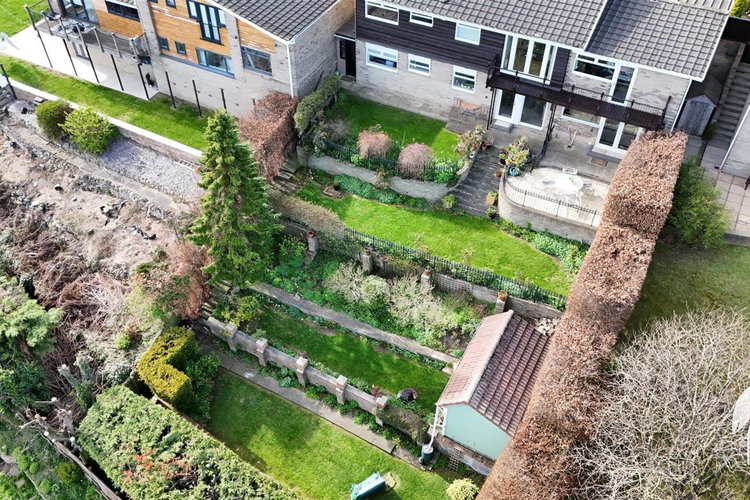 Outside - Picture 49 of 54