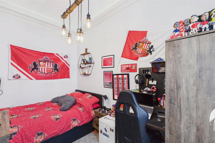 Bathroom - Picture 15 of 20