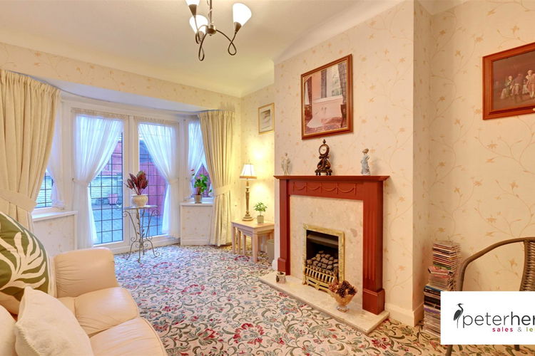 Dining Room - Picture 5 of 17