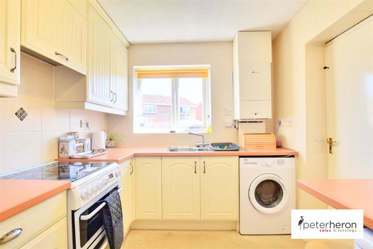 Kitchen - Picture 7 of 15