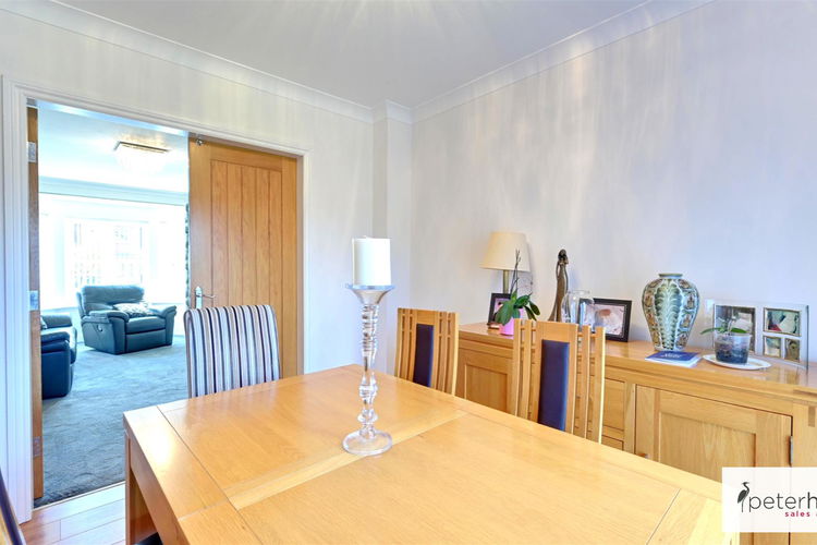 Dining Room - Picture 11 of 29