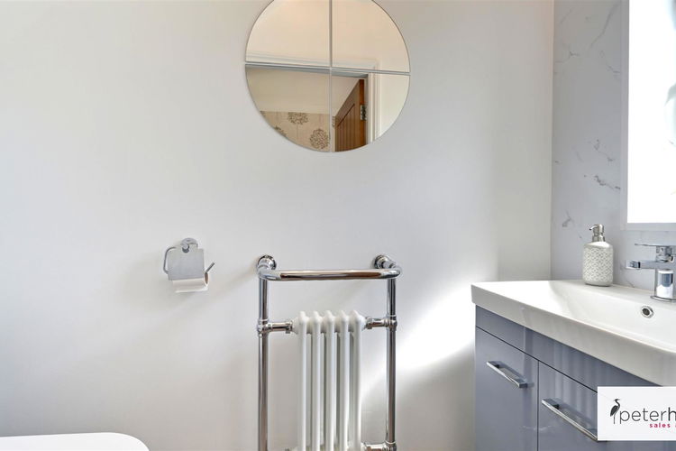 Cloakroom/WC - Picture 12 of 29