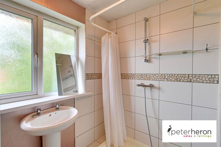 En-Suite - Picture 17 of 30