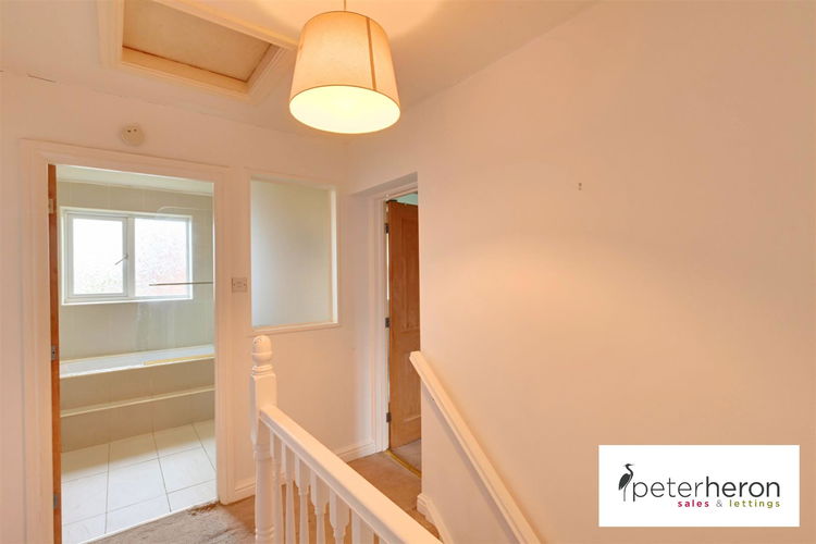 First Floor Landing - Picture 24 of 30