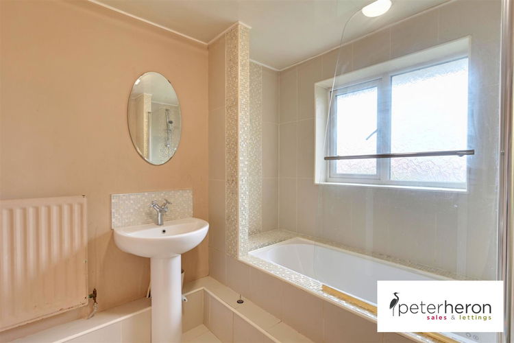 Bathroom - Picture 27 of 30