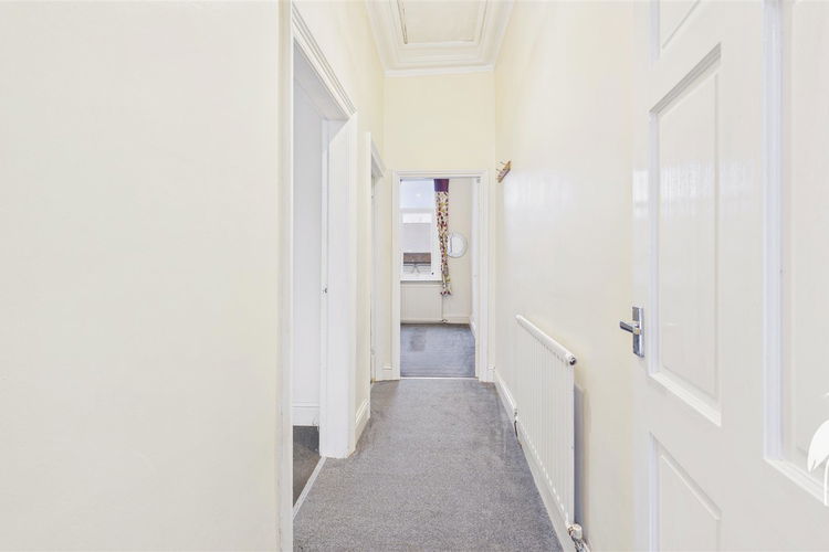 Hallway - Picture 6 of 9