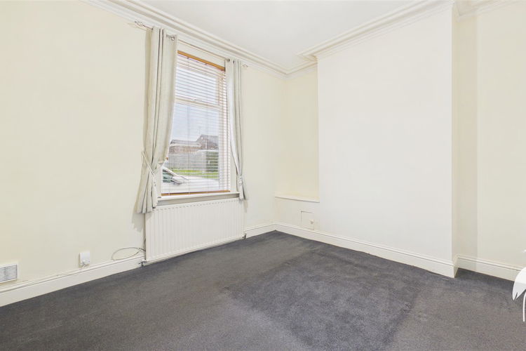 Bedroom 1 - Picture 7 of 9