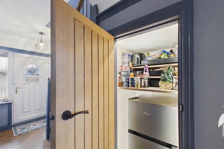 Reception Hall - Picture 14 of 25