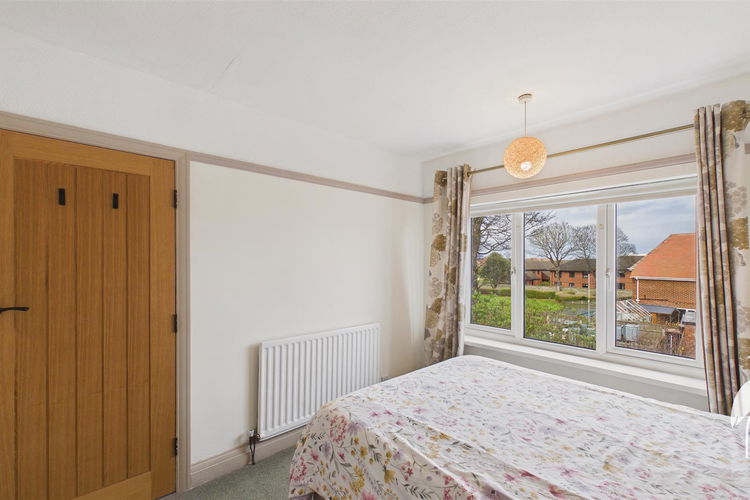 Bedroom 1 - Picture 16 of 25