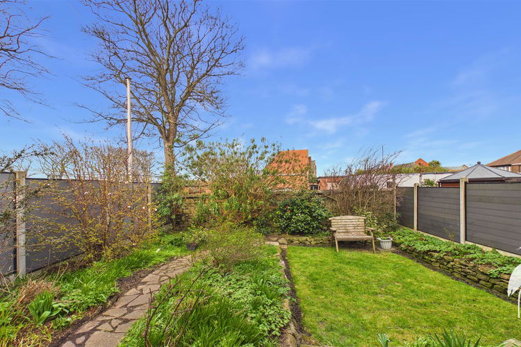 Outside - Picture 23 of 25