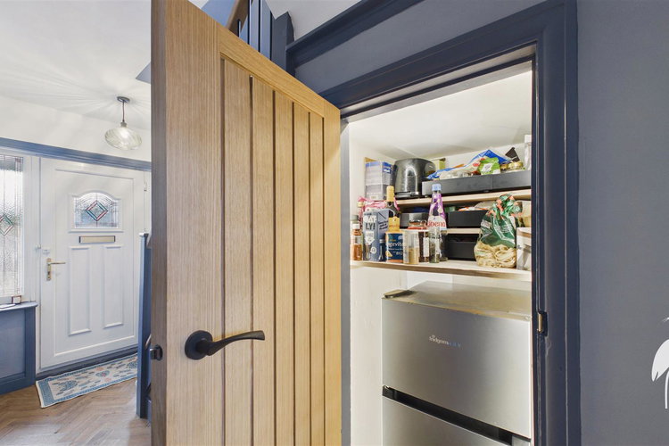 Reception Hall - Picture 14 of 25