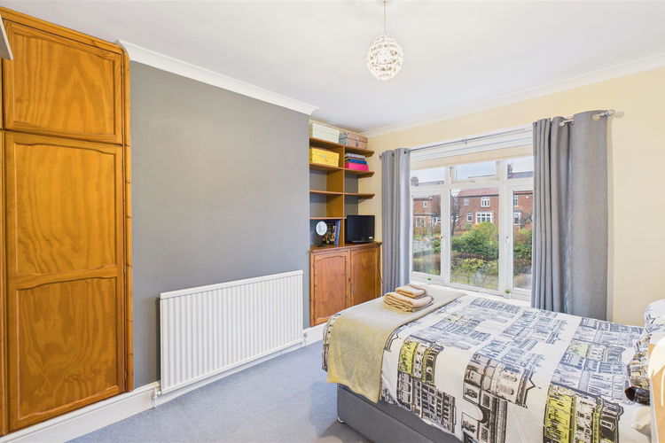 Bedroom 2 (rear) - Picture 18 of 26