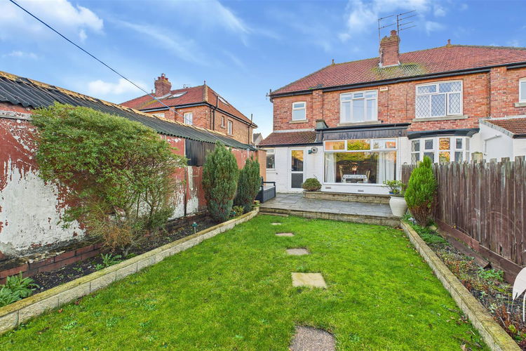 Outside - Picture 25 of 26