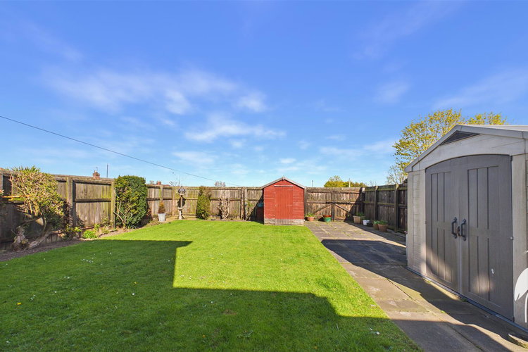 Outside - Picture 27 of 29