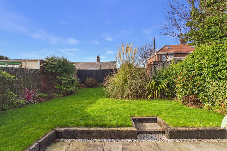 Outside - Picture 28 of 33