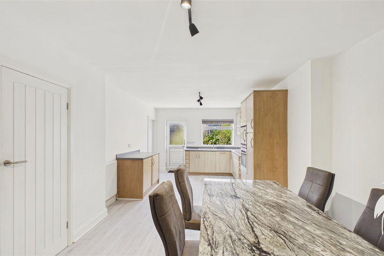 Open Plan Kitchen & Dining Area - Picture 6 of 33