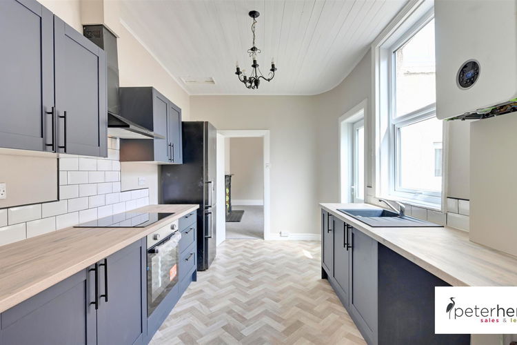 Kitchen - Picture 8 of 19