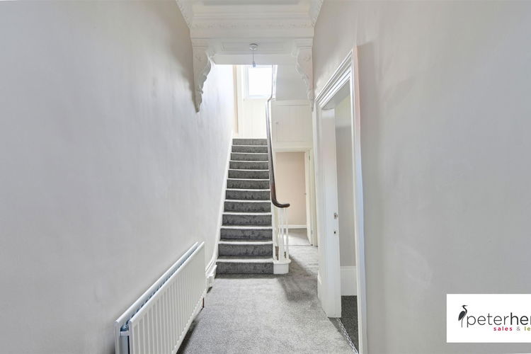 Reception Hall - Picture 11 of 19