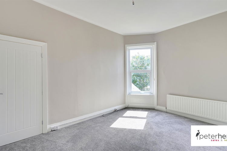 Bedroom 1 - Picture 13 of 19