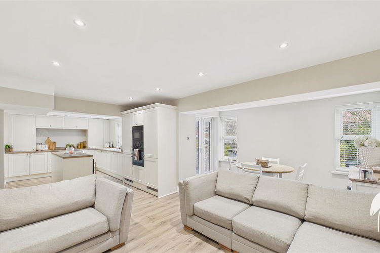 Open Plan Living/Dining & Kitchen Area - Picture 2 of 27