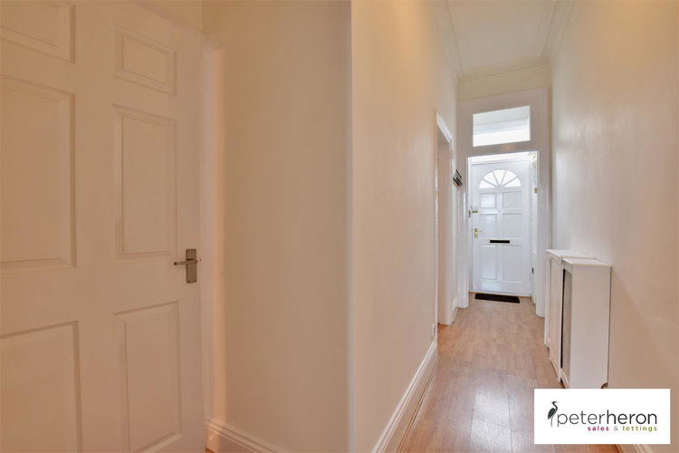 Entrance Hall - Picture 6 of 12