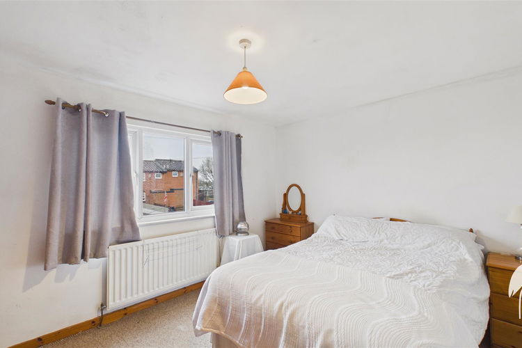 Bedroom 1 - Picture 13 of 18