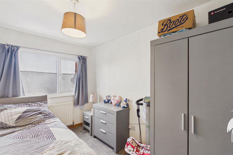 Bedroom 2 - Picture 15 of 18