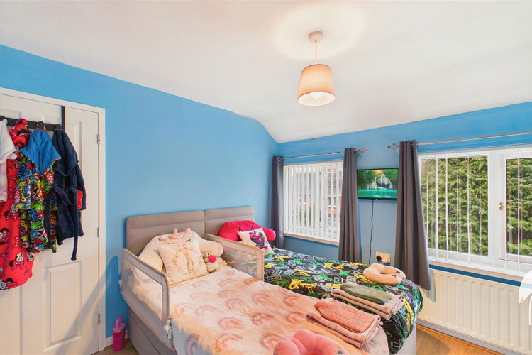 Bedroom 2 - Picture 15 of 21