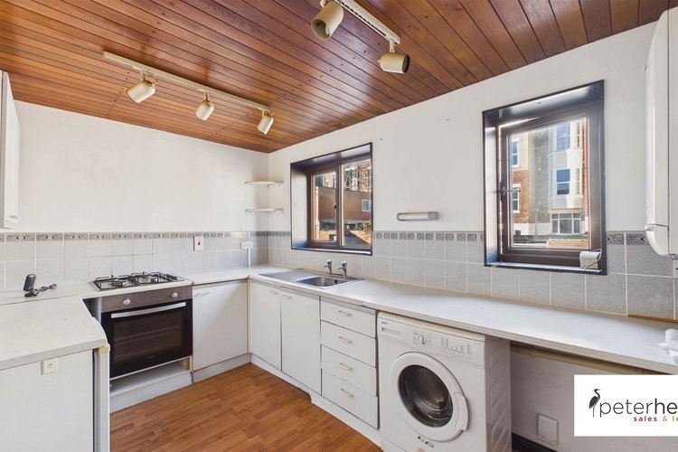 Kitchen - Picture 6 of 15