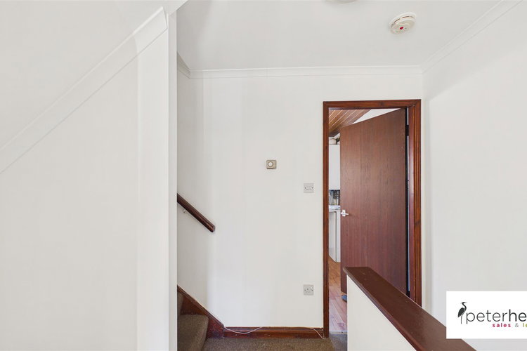 First Floor Landing - Picture 9 of 15